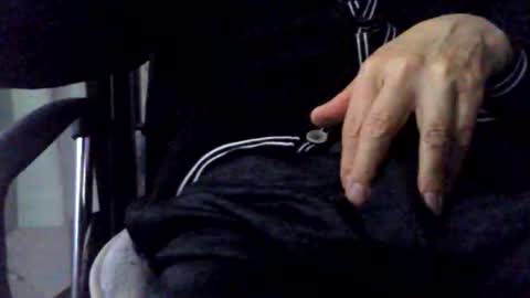Snapshot of obahiro823844 chatting on June 7, 9:35 am obahiro823844 online show from June 7, 9:35 am