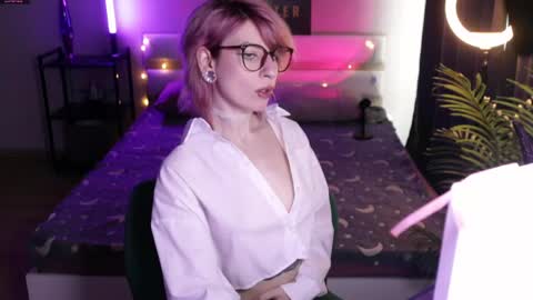 Moonlight online show from May 12, 8:22 am