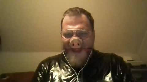 Snapshot of obesepervpiggy89 chatting on May 7, 1:11 am obesepervpiggy89 online show from May 7, 1:11 am