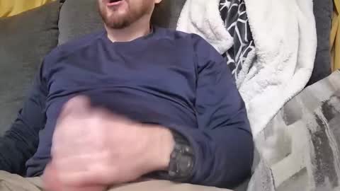 Snapshot of obscuremenman chatting on December 4, 10:18 pm obscuremenman online show from December 4, 10:18 pm