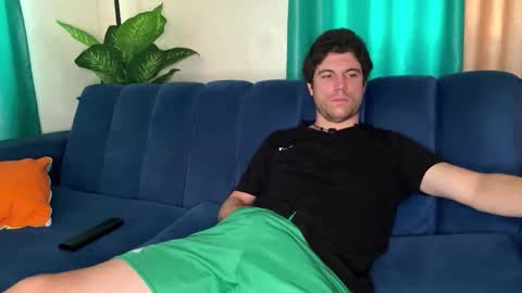 I Chill online show from November 27, 10:06 am