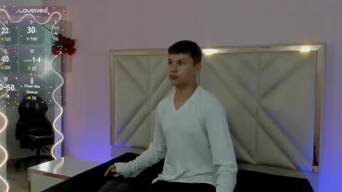 Snapshot of ocean_tay chatting on February 23, 7:28 pm ocean_tay online show from February 23, 7:28 pm