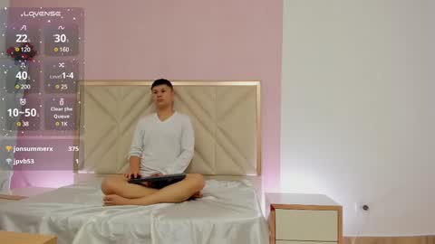 Snapshot of ocean_tay chatting on February 25, 6:20 pm ocean_tay online show from February 25, 6:20 pm