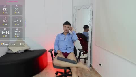 Snapshot of ocean_tay chatting on March 4, 5:24 pm ocean_tay online show from March 4, 5:24 pm