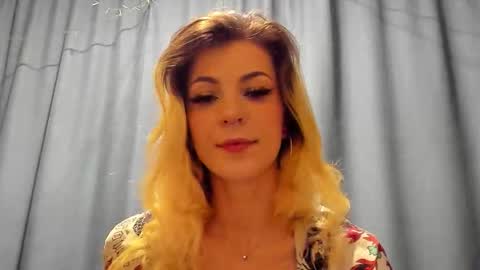 Pinky online show from January 7, 4:20 pm