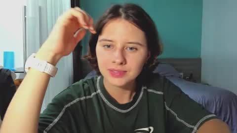 Snapshot of octopussy69x chatting on December 6, 2:49 pm Evie online show from December 6, 2:49 pm