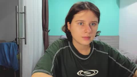 Snapshot of octopussy69x chatting on December 13, 9:57 am Evie online show from December 13, 9:57 am