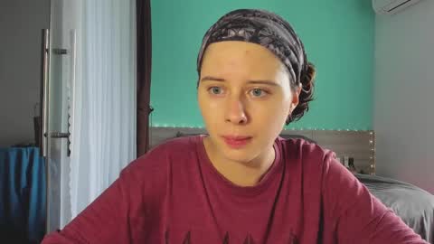 Snapshot of octopussy69x chatting on December 23, 8:11 am Evie online show from December 23, 8:11 am