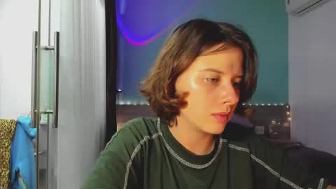 Snapshot of octopussy69x chatting on December 29, 12:55 pm Evie online show from December 29, 12:55 pm