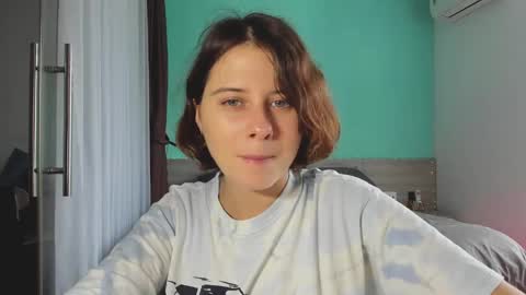 Snapshot of octopussy69x chatting on January 11, 8:22 am Evie online show from January 11, 8:22 am