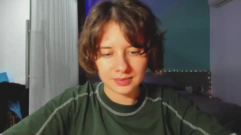 Snapshot of octopussy69x chatting on January 14, 3:47 pm Evie online show from January 14, 3:47 pm