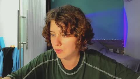 Snapshot of octopussy69x chatting on January 25, 11:34 am Evie online show from January 25, 11:34 am