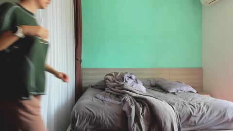 Snapshot of octopussy69x chatting on February 17, 6:42 am Evie online show from February 17, 6:42 am