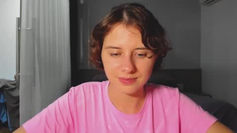 Snapshot of octopussy69x chatting on February 21, 3:21 pm Evie online show from February 21, 3:21 pm