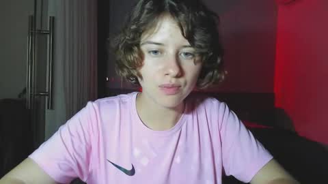 Snapshot of octopussy69x chatting on February 27, 4:32 pm Evie online show from February 27, 4:32 pm