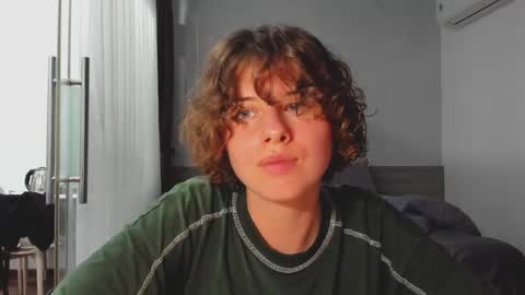 Snapshot of octopussy69x chatting on March 1, 3:05 pm Evie online show from March 1, 3:05 pm