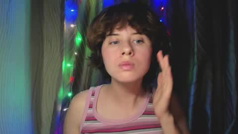 Snapshot of octopussy69x chatting on September 17, 3:35 pm Evie online show from September 17, 3:35 pm