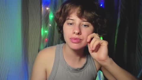 Snapshot of octopussy69x chatting on September 18, 4:20 pm Evie online show from September 18, 4:20 pm