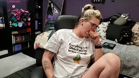 Oddy With A Body online show from April 18, 7:01 am