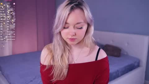 Alice online show from April 5, 7:44 pm