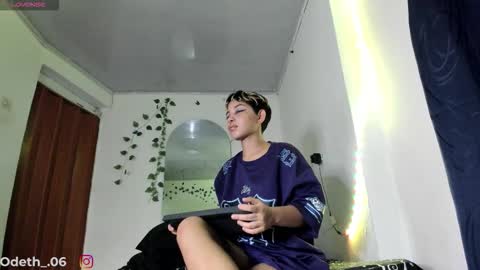 Snapshot of odeth_ chatting on November 11, 4:12 am odeth_ online show from November 11, 4:12 am