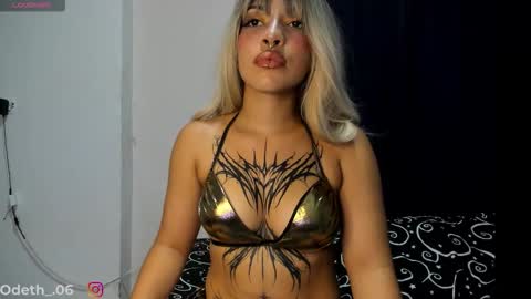 Snapshot of odeth_ chatting on December 14, 2:39 am odeth_ online show from December 14, 2:39 am