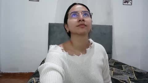 Val online show from April 27, 1:09 pm