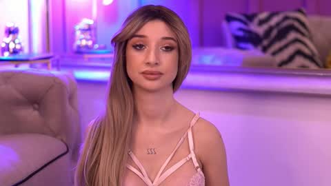 Snapshot of odettebensen chatting on September 20, 4:24 am Odette online show from September 20, 4:24 am