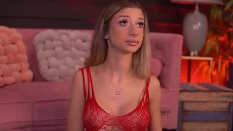 Odette online show from December 21, 6:31 am