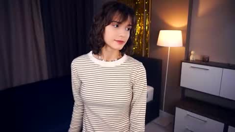 Thea online show from February 26, 3:41 pm