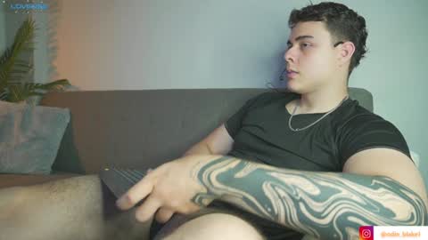 Snapshot of odin_blake chatting on December 5, 1:58 am ODIN online show from December 5, 1:58 am