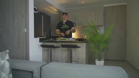 Snapshot of odin_blake chatting on January 29, 6:43 am ODIN online show from January 29, 6:43 am