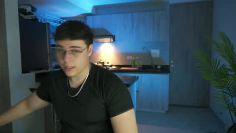 Snapshot of odin_blake chatting on February 20, 2:40 am ODIN online show from February 20, 2:40 am