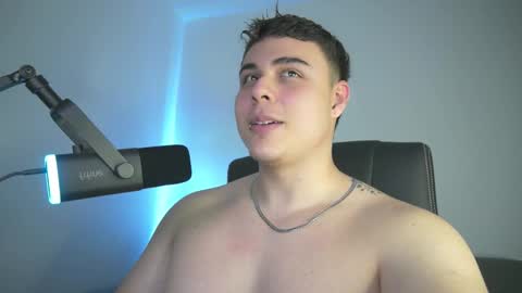 Snapshot of odin_blake chatting on February 27, 2:42 am ODIN online show from February 27, 2:42 am