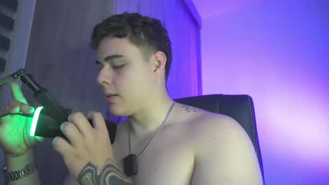 Snapshot of odin_blake chatting on March 4, 2:17 am ODIN online show from March 4, 2:17 am