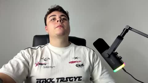 Snapshot of odin_blake chatting on October 8, 3:26 am ODIN online show from October 8, 3:26 am