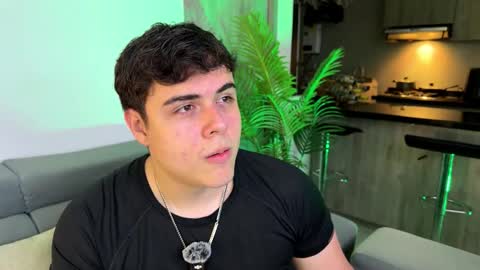 Snapshot of odin_blake chatting on October 19, 1:17 am ODIN online show from October 19, 1:17 am