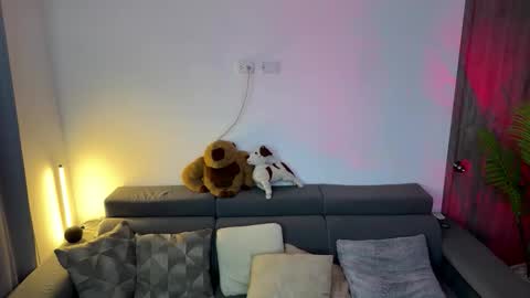 Snapshot of odin_blake chatting on October 22, 2:45 am ODIN online show from October 22, 2:45 am