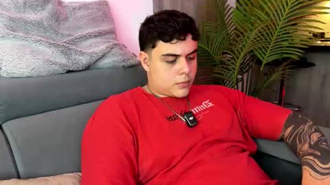 Snapshot of odin_blake chatting on November 4, 2:10 am ODIN online show from November 4, 2:10 am