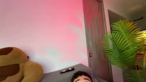 Snapshot of odin_blake chatting on November 5, 2:44 am ODIN online show from November 5, 2:44 am