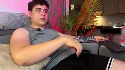 Snapshot of odin_blake chatting on November 27, 2:35 am ODIN online show from November 27, 2:35 am