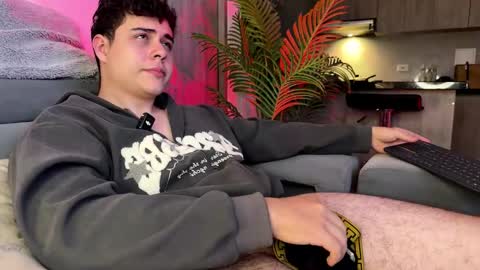 Snapshot of odin_blake chatting on December 2, 2:17 am ODIN online show from December 2, 2:17 am