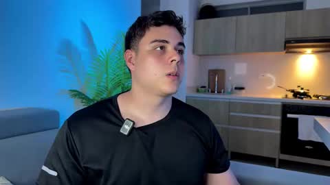 Snapshot of odin_blake chatting on December 21, 2:19 am ODIN online show from December 21, 2:19 am