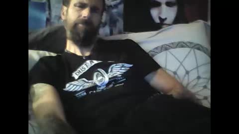 Snapshot of oedipe666 chatting on December 3, 5:55 pm oedipe666cam online show from December 3, 5:55 pm