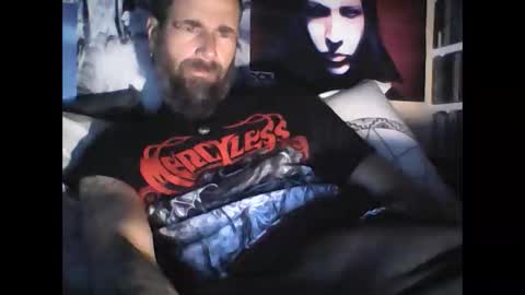 Snapshot of oedipe666 chatting on December 30, 2:51 pm oedipe666cam online show from December 30, 2:51 pm