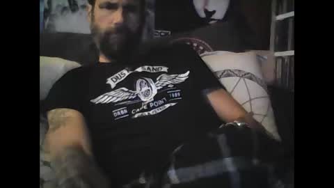 Snapshot of oedipe666 chatting on January 31, 4:06 pm oedipe666cam online show from January 31, 4:06 pm