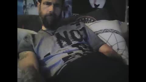 Snapshot of oedipe666 chatting on February 3, 7:10 pm oedipe666cam online show from February 3, 7:10 pm