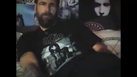 Snapshot of oedipe666 chatting on February 10, 4:04 pm oedipe666cam online show from February 10, 4:04 pm