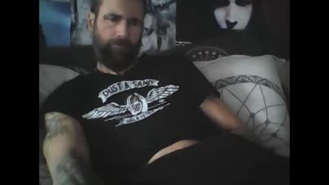 Snapshot of oedipe666 chatting on February 11, 1:30 pm oedipe666cam online show from February 11, 1:30 pm