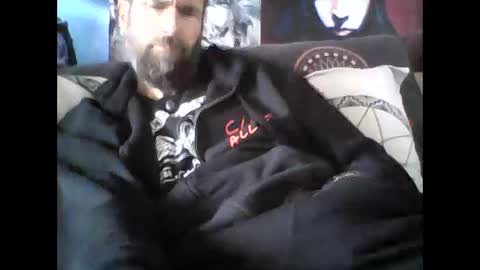 Snapshot of oedipe666 chatting on February 18, 2:27 pm oedipe666cam online show from February 18, 2:27 pm